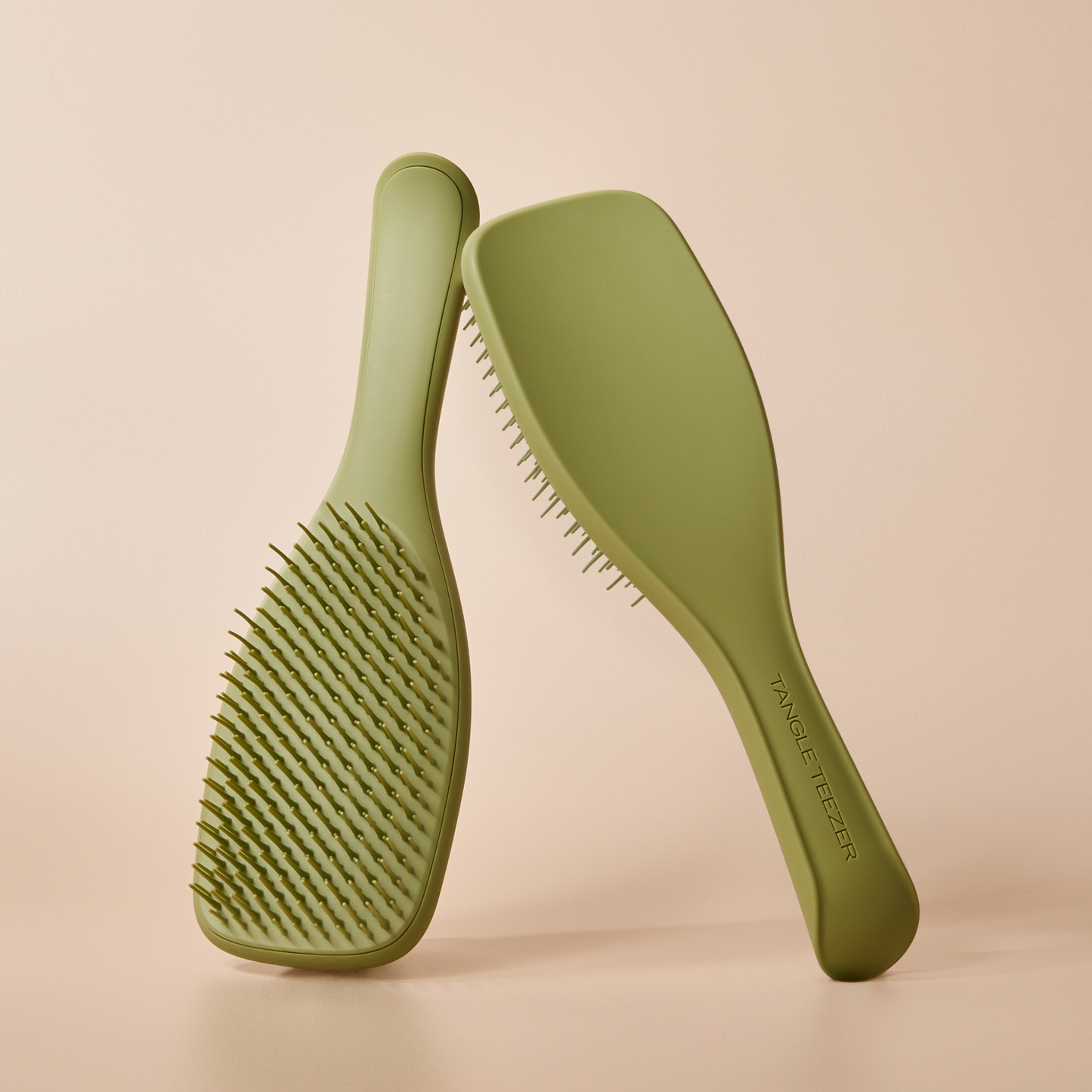 The Ultimate Detangler Matte I4