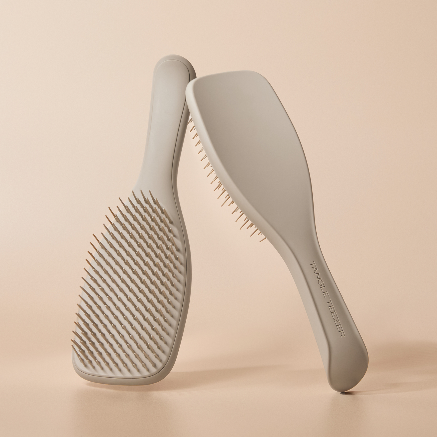 The Ultimate Detangler Matte I4